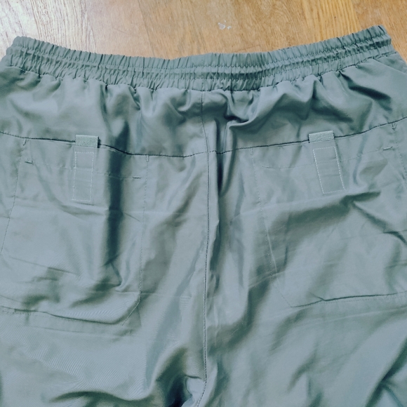 NWOT Quicksilver mens lightweight olive pants size L - Picture 3 of 6